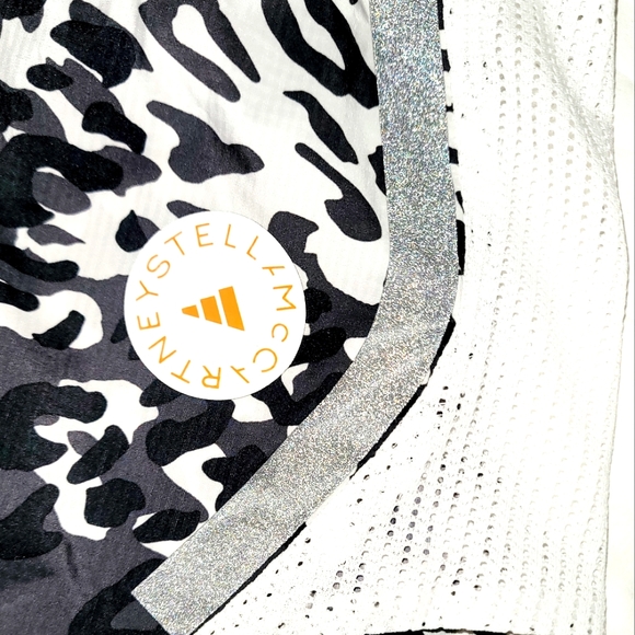 Adidas X Stella McCartney True Pace Multipurpose Shorts Sz L Women NWT - Picture 4 of 7